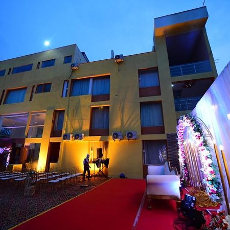 Hotel Airport Residency Bangalore دافانهالي المظهر الخارجي الصورة